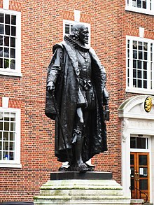 220px-Francis_Bacon_statue,_Gray's_Inn, Linked To: <a href='profiles/i13208.html' >Sir Francis Bacon</a>